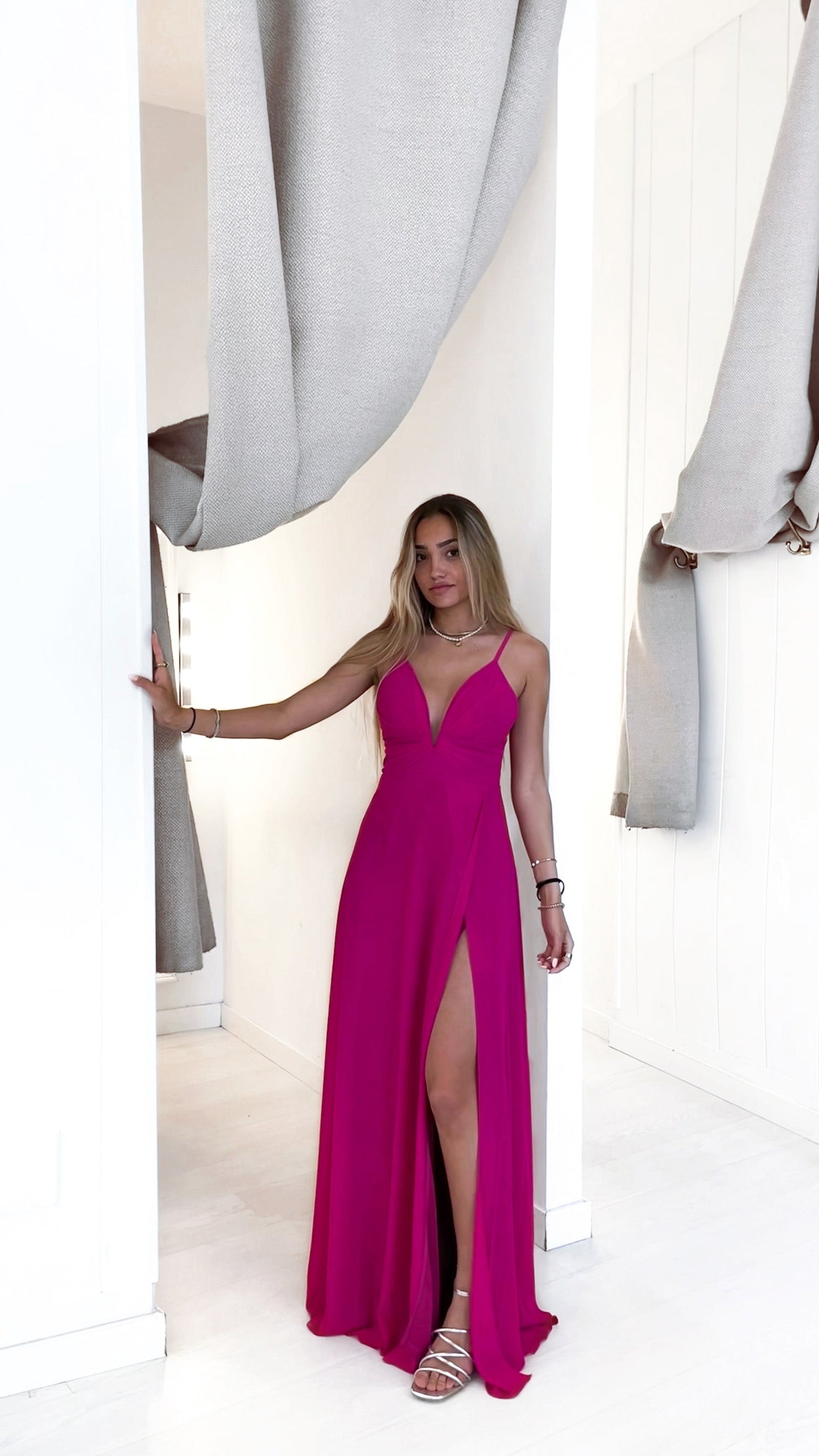 Venecia dress (fresa)